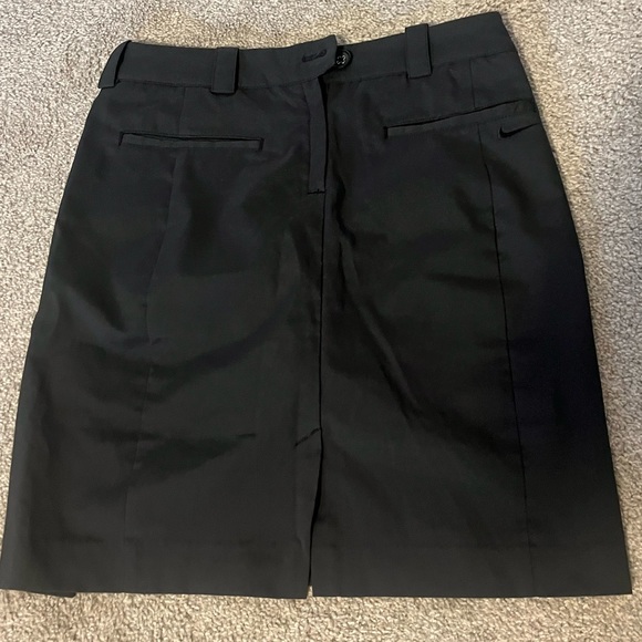 NIKE Golf Skirt - Picture 3 of 3